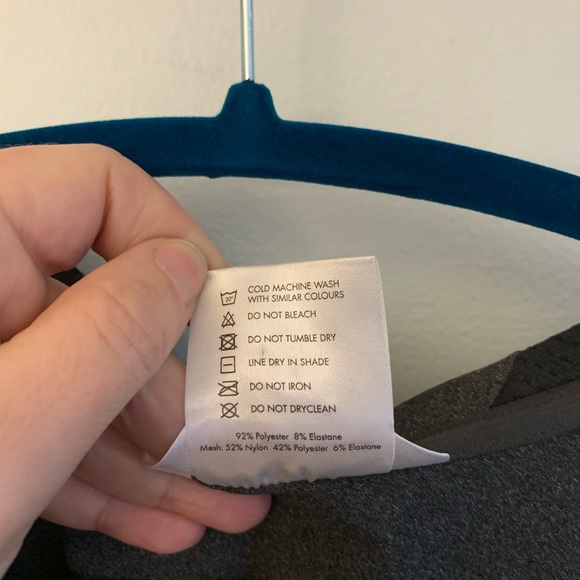 Cadenshae maternity activewear brand cardigan / wrap. Size large. - Picture 4 of 5